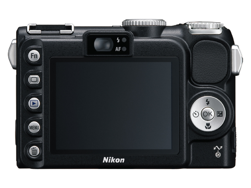 Illustration for article titled Nikon Intros Coolpix P5000 Has DSLR Brains, Point and Shoot Sensor